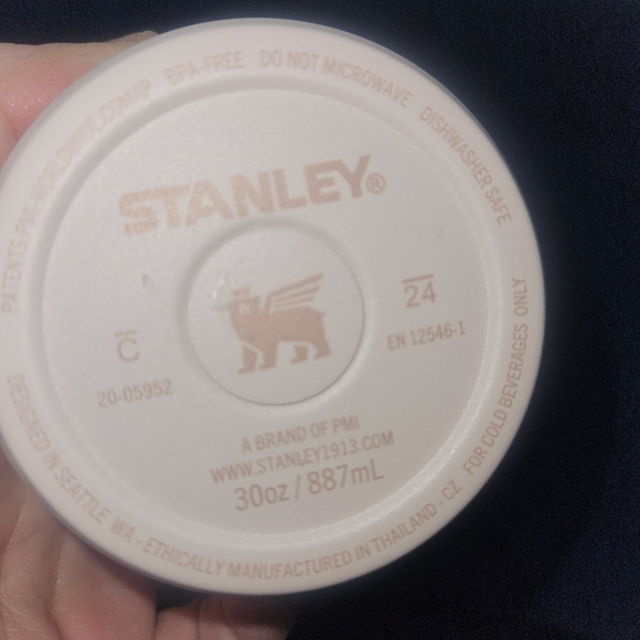 Stanley Flip Straw Tumbler - Light Pink & Cream - Picture 2 of 4